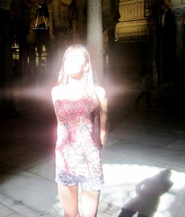 Описание: D:\Игорь\00-Сайт КБК\2016-04\April 2016 issue_files\medi.201604_light_blessing4.jpg