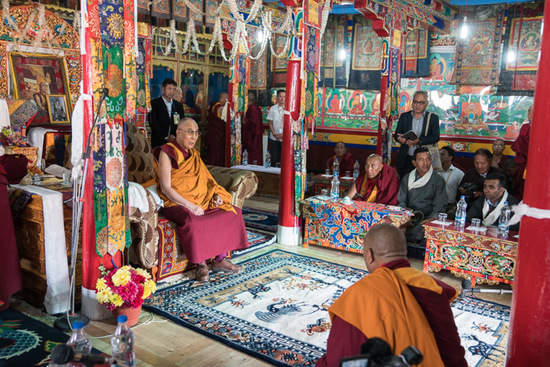 Описание: Доля международных сентябре 2016 изображений, Далай-ламы в Ладакхе